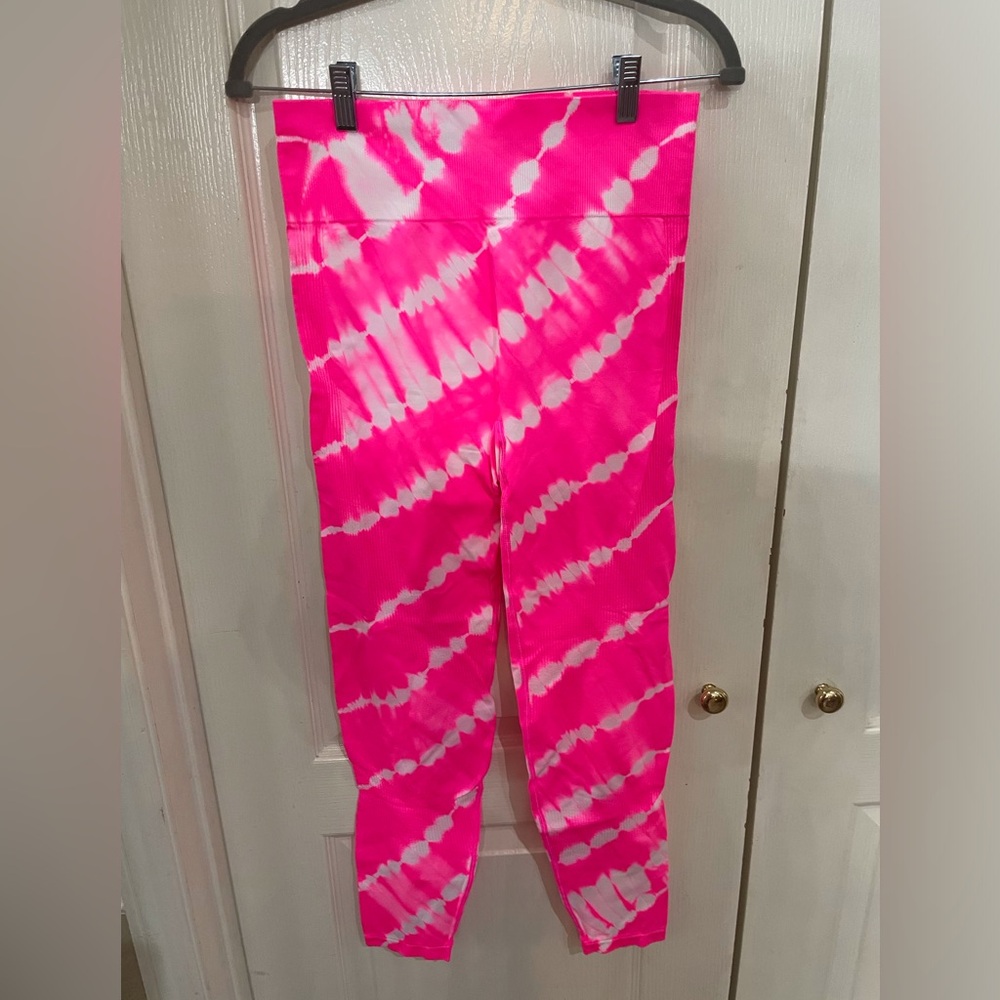 Pink tie dye leggings. Great detailing
